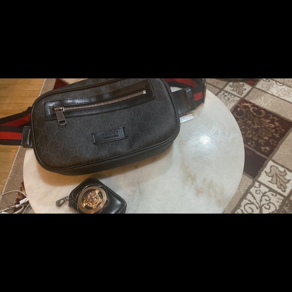 Gucci supreme sidebag/ Versace coin pouch - Picture 3 of 3